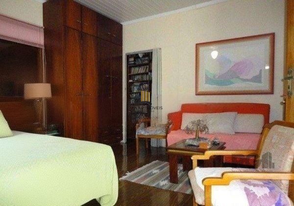 Casa 3 Dormitório(s) Bairro Petrópolis