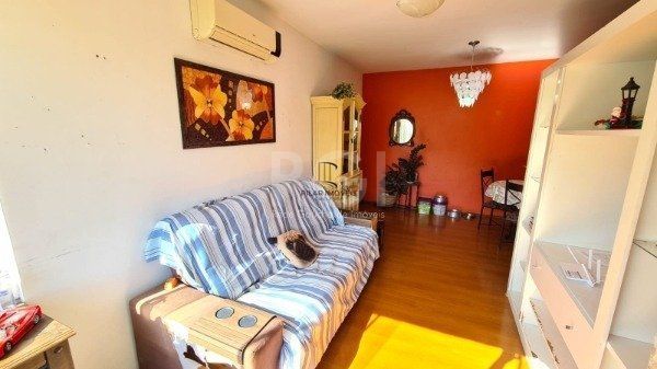 Apartamento no Nonoai de 2 dormitórios vaga e infra