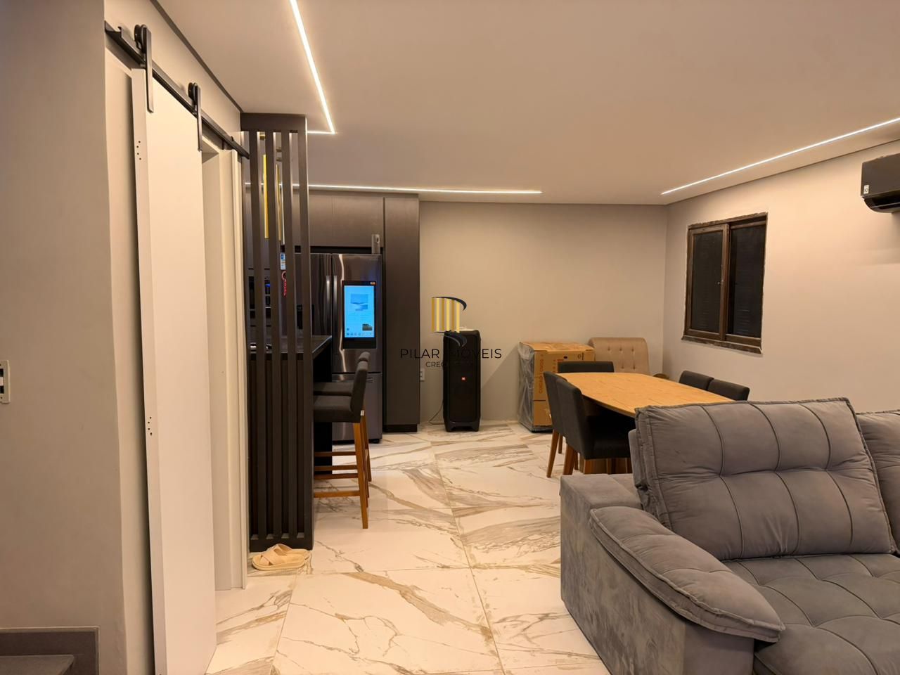 Casa 3 dormitórios no bairro Jardim Carvalho