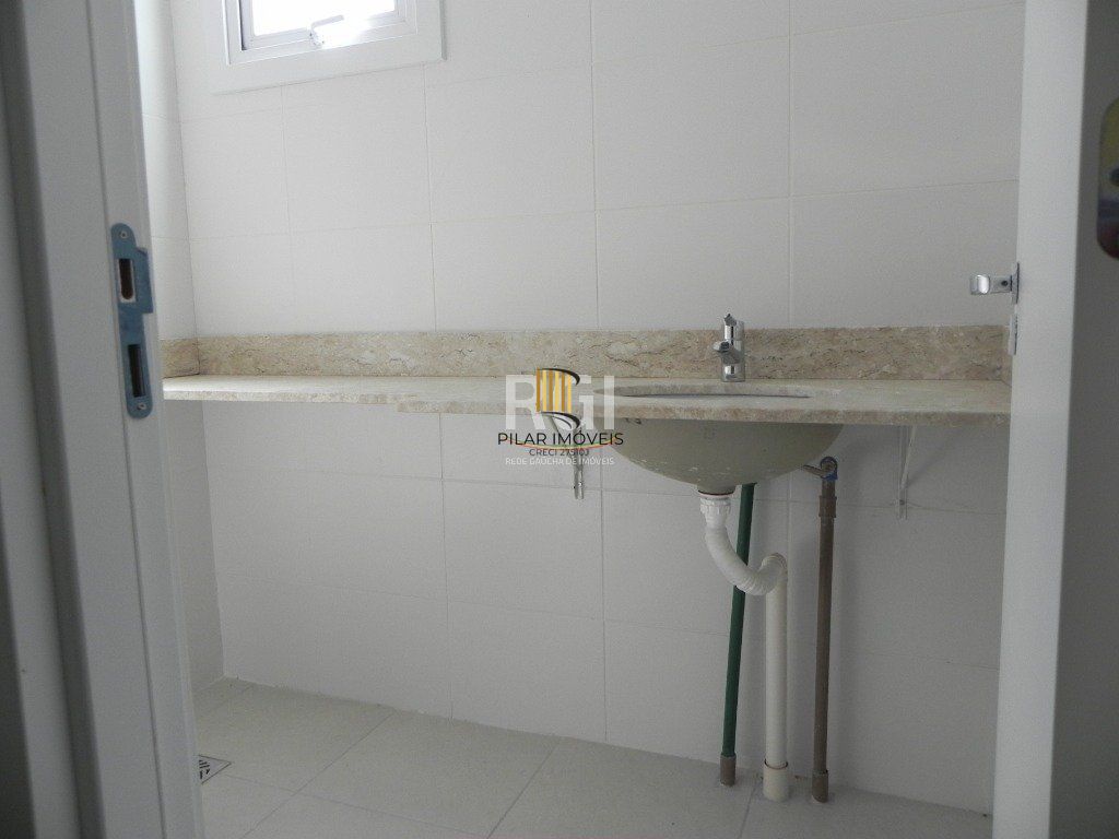 Sobrado para Venda - 97.56m², 3 dormitórios, sendo 1 suites, 3 vagas - Agronomia