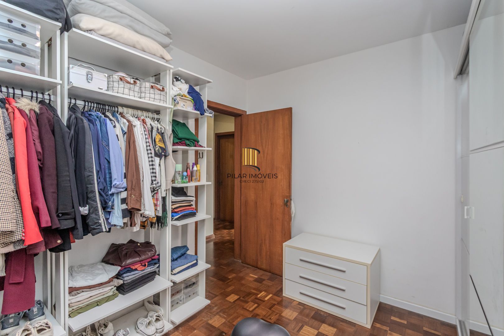 Apartamento de 3 dormitórios e vaga no bairro Petrópolis