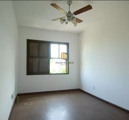 Apartamento no Jardim Botânico de 3 dormitórios e dependência