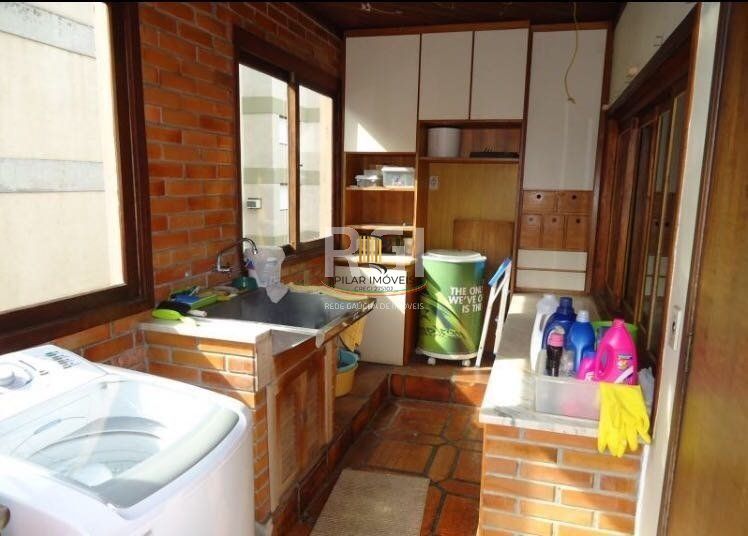 Cobertura para Venda - 255.99m², 5 dormitórios, sendo 1 suites, 2 vagas - Menino Deus