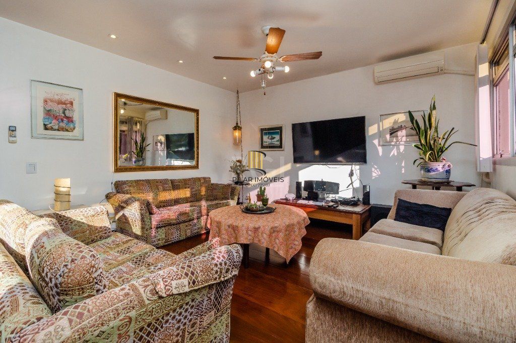 Apartamento para Venda - 138m², 3 dormitórios, sendo 1 suites, 1 vaga - Petrópolis