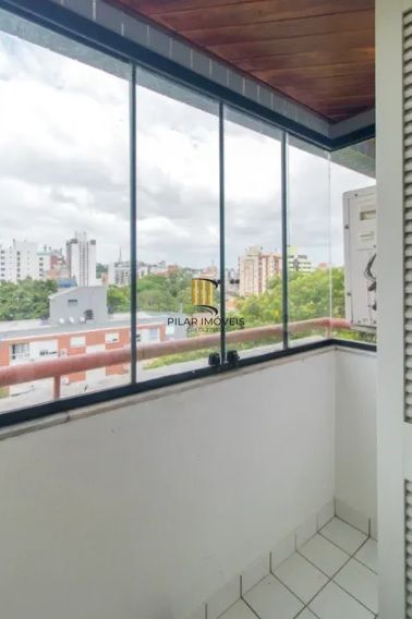 Cobertura no Menino Deus de 3 dormitórios e 2 vagas