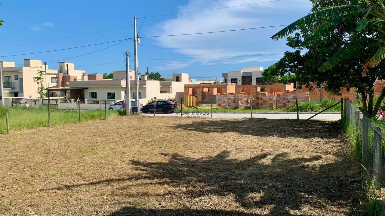 EXCELENTE TERRENO GAROPABA SC. ÓTIMO LOCAL PARA MORAR OU INVESTIR.