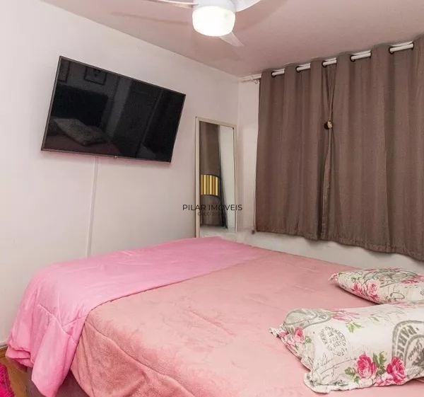 Casa em condomínio de 2 dormitórios vaga e infra