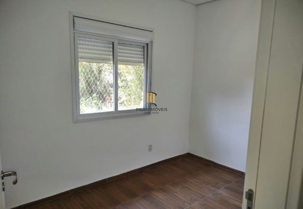 Casa em Condomínio de 2 dormitórios 1 vaga DESOCUPADA