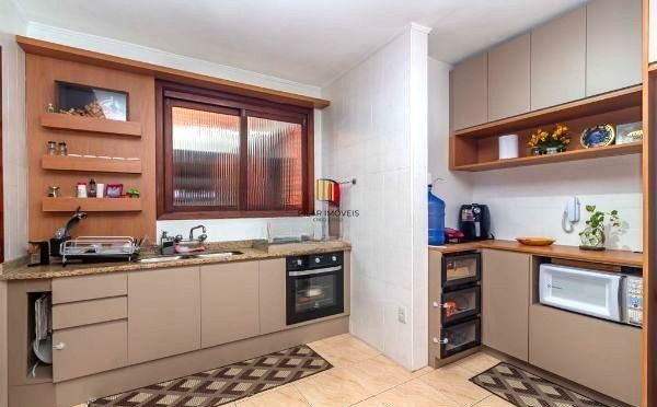 Apartamento de 4 dormitórios e vaga no Jardim do Salso