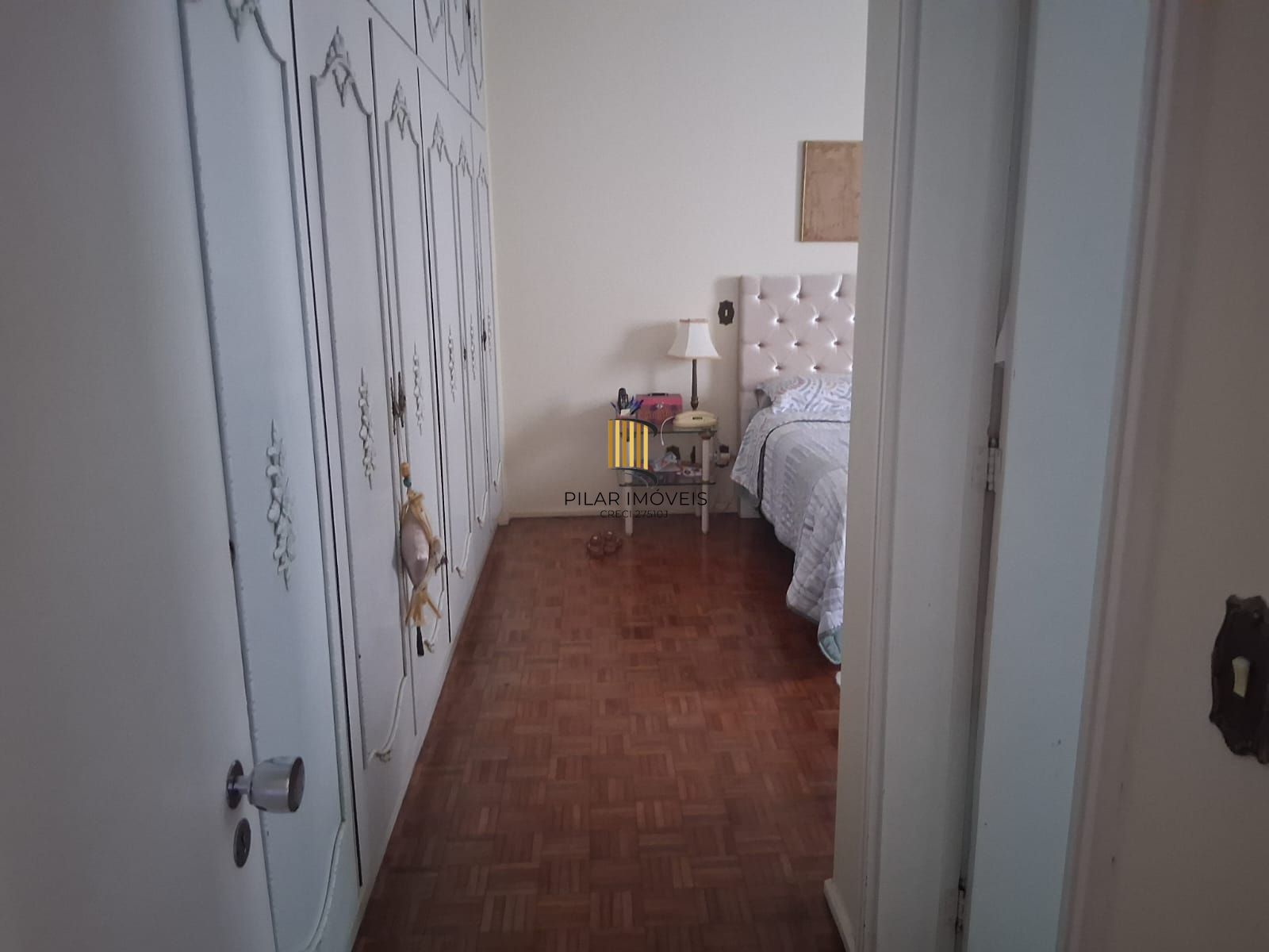 oportunidade, 217m² privativos, 2 vagas e depósito. Apenas R$ 880 mil