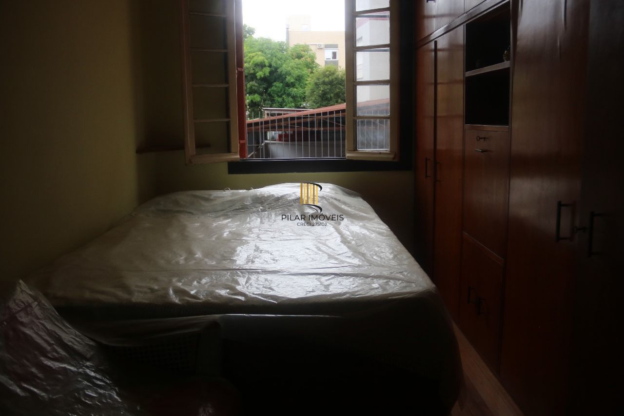 Casa 11 dormitórios 03 vagas de garagem