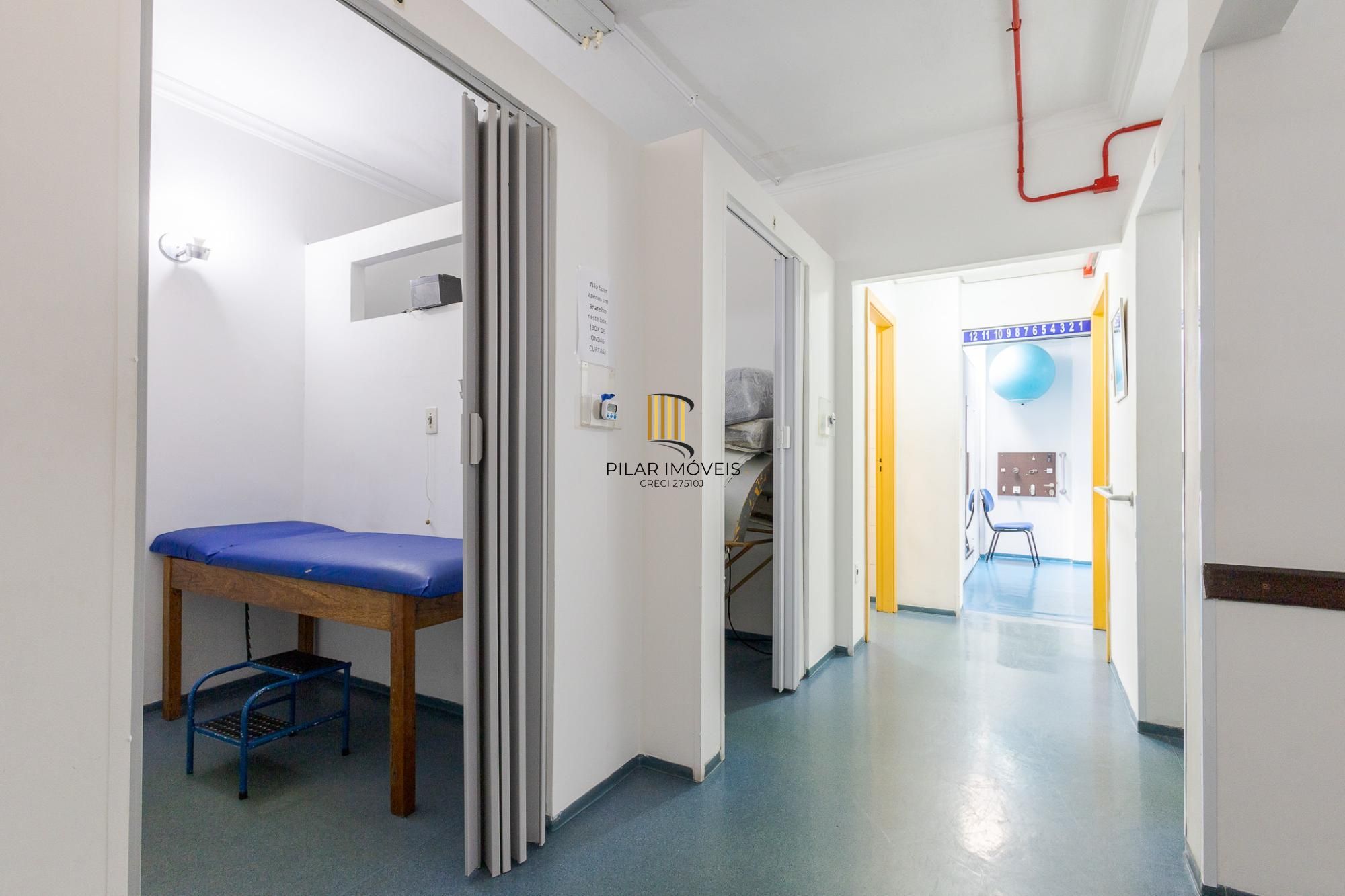 Prédio Comercial no bairro Rio Branco com 912m²