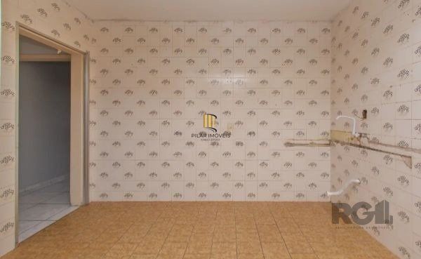 Apartamento de 2 dormitórios com vaga coberta