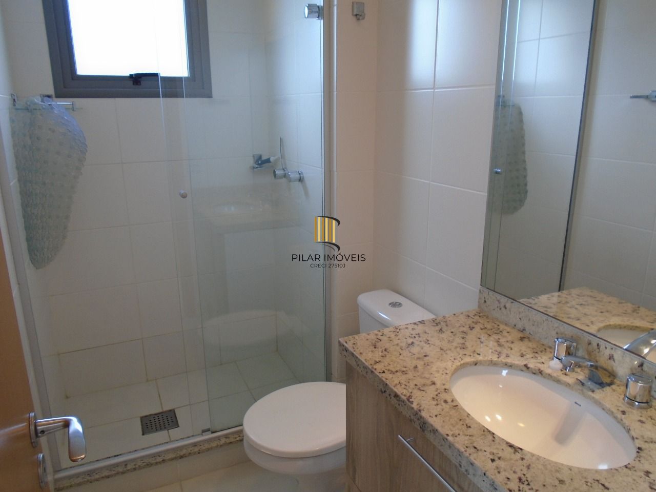 Apartamento 2 dormitórios no bairro Três Figueiras