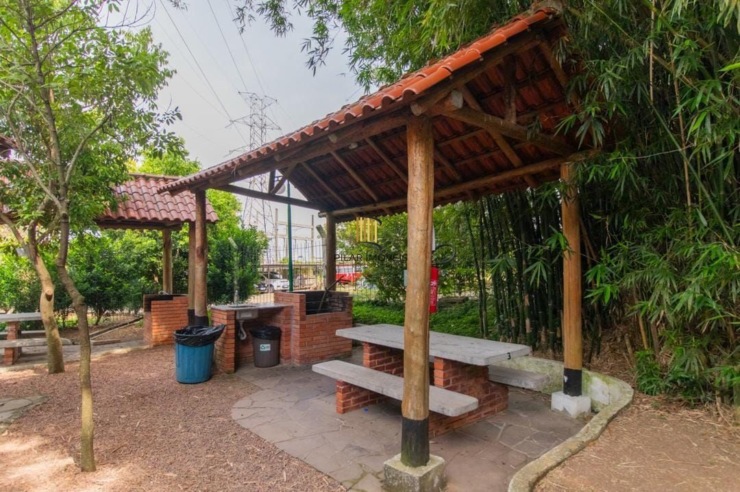 Apartamento 2 dormitórios no bairro Nonoai