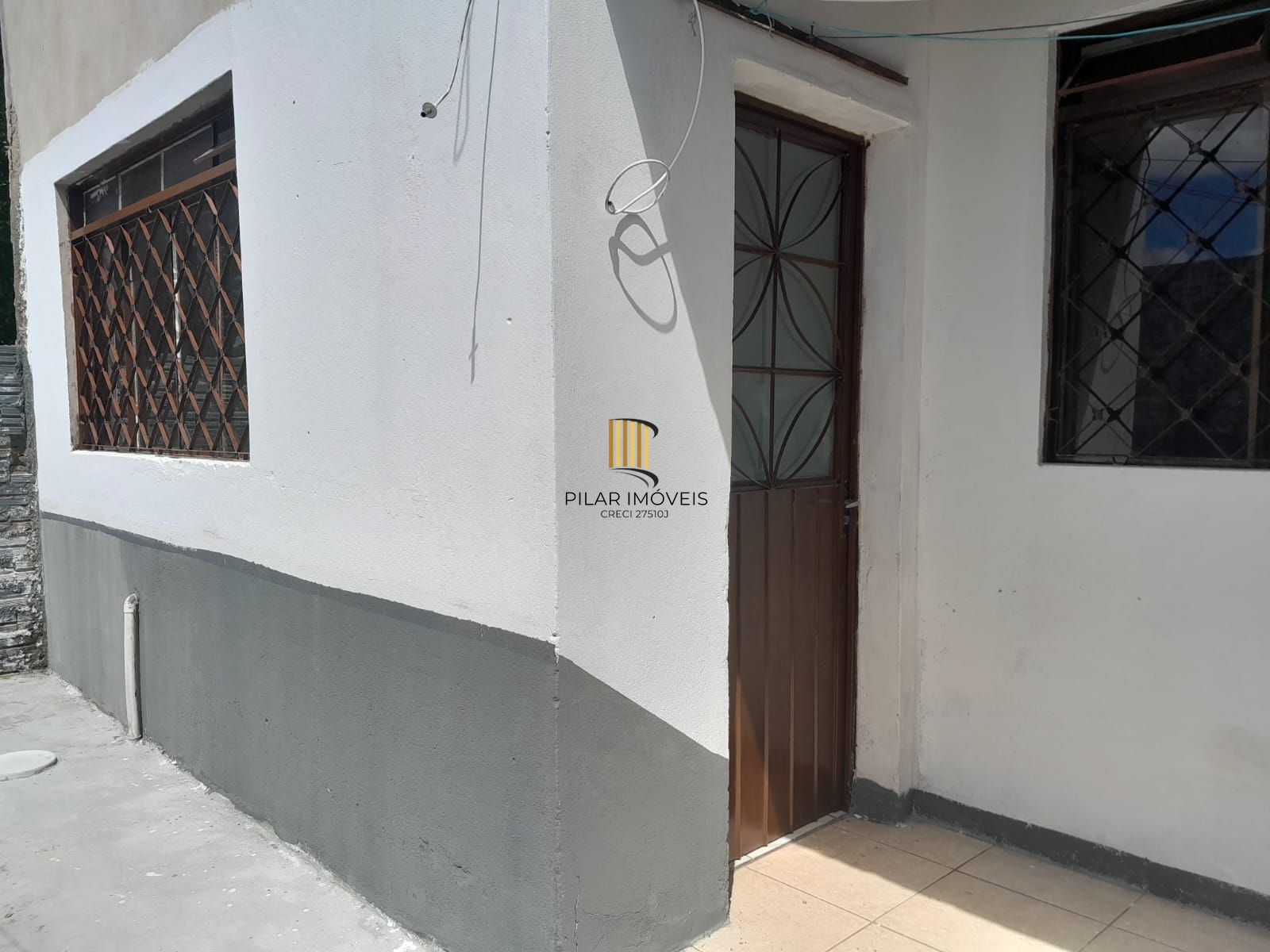 Casa 4 dormitórios no bairro Jardim Algarve