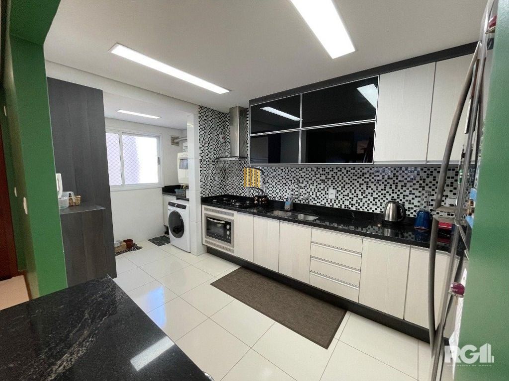 Apartamento Duplex com 3 quartos à venda, 144m²
