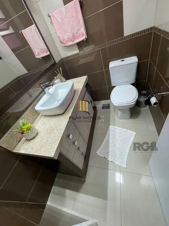 Sobrado 2 dormitórios no bairro Morro Santana