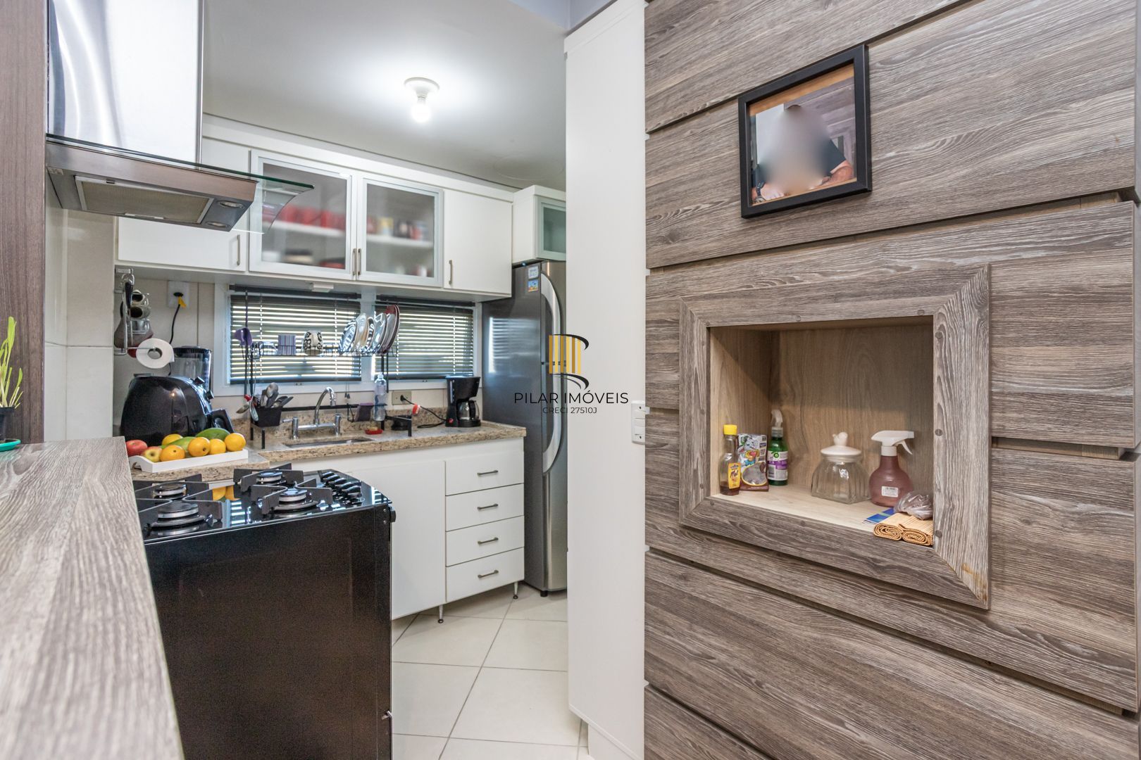 Apartamento no Cristal de 3 dormitórios , 2 vagas e infra