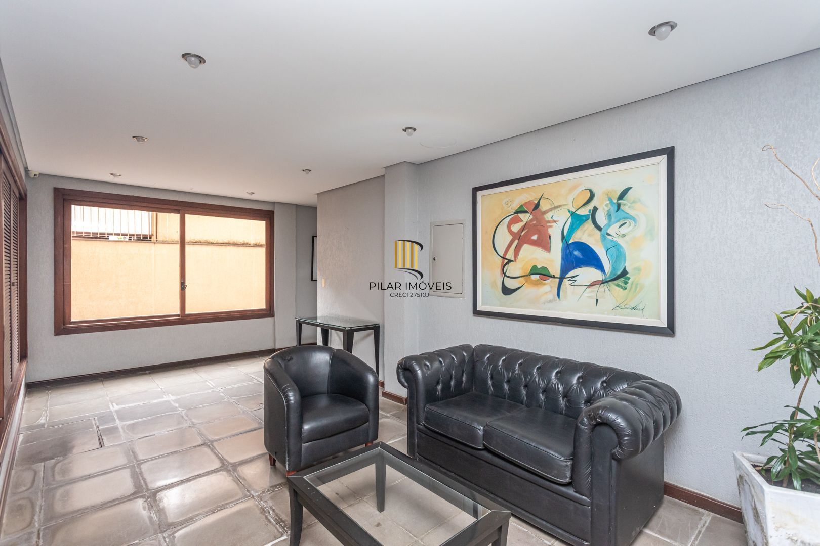 APTO DE 01 DORMITÓRIO , ELEVADOR, SACADA NA SALA E NO QUARTO, BAIRRO SANTANA