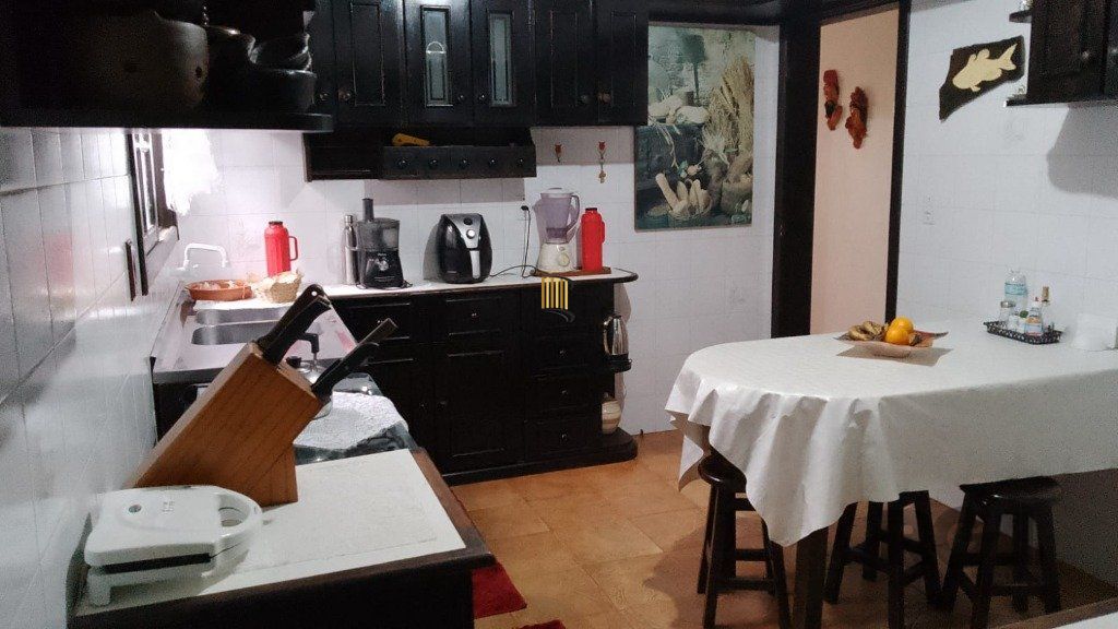 Casa 3 Dormitório(s) Bairro Centro