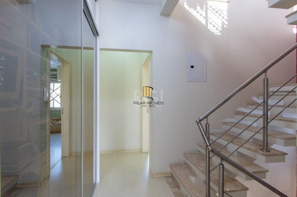 Casa 3 dormitórios no bairro Cristal