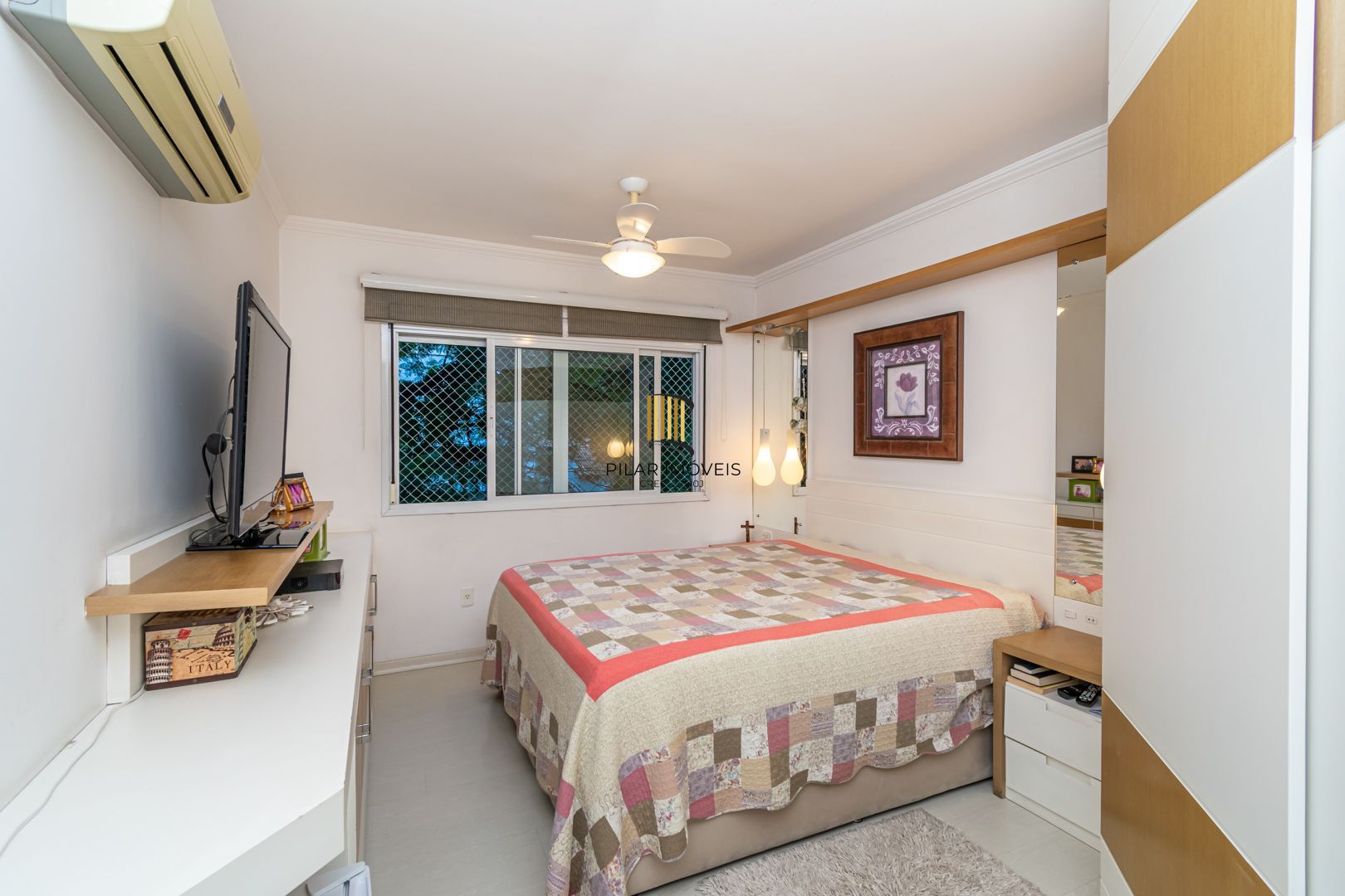 Apartamento no bairro Higienópolis de 3 dormitórios e 2 vagas