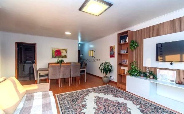 Apartamento de 4 dormitórios e vaga no Jardim do Salso