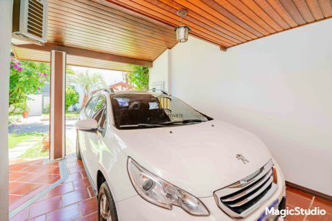 Casa em Condomínio 3 dorms, 2 vagas de garagem, 129m² privativos, à venda Avenida Eduardo Prado, Cavalhada - Porto Alegre