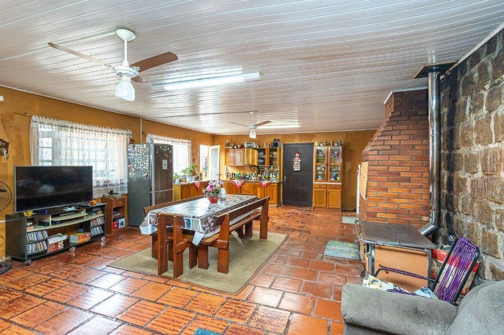 Casa Condominio para Venda - 325m², 3 dormitórios, 3 vagas - Teresópolis