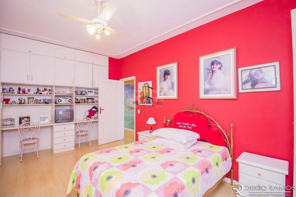 Apartamento para Venda - 207.97m², 4 dormitórios, sendo 1 suites, 1 vaga - Moinhos de Vento