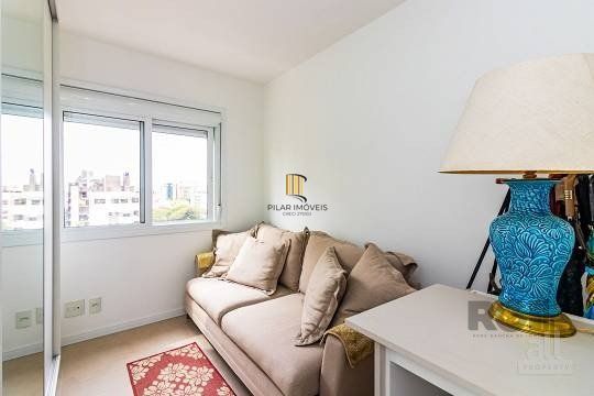 Apartamento  no Menino Deus de 3 dormitórios e 2 vagas