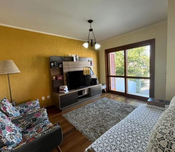 Casa 3 dormitórios no bairro Jardins