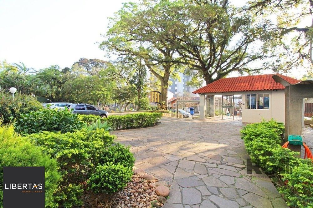 Apartamento no bairro Cristal de 2 dormitórios e vaga DESOCUPADO