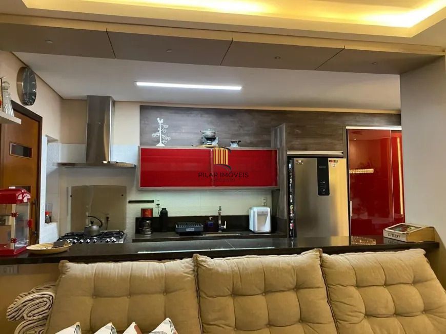 Casa 5 dormitórios no bairro Sarandi