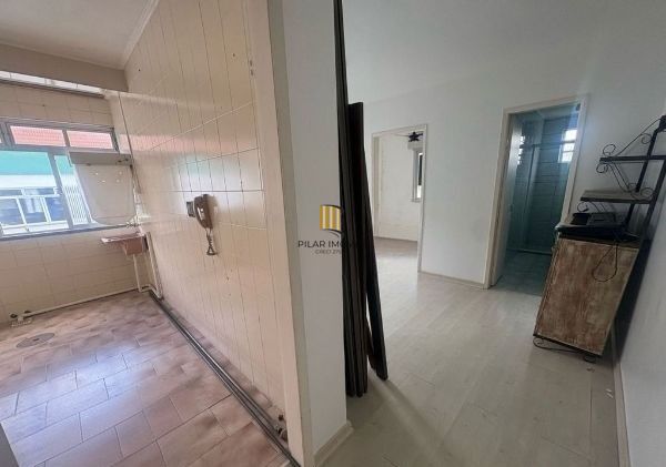 Apartamento de 1 dormitório na Vila Ipiranga desocupado