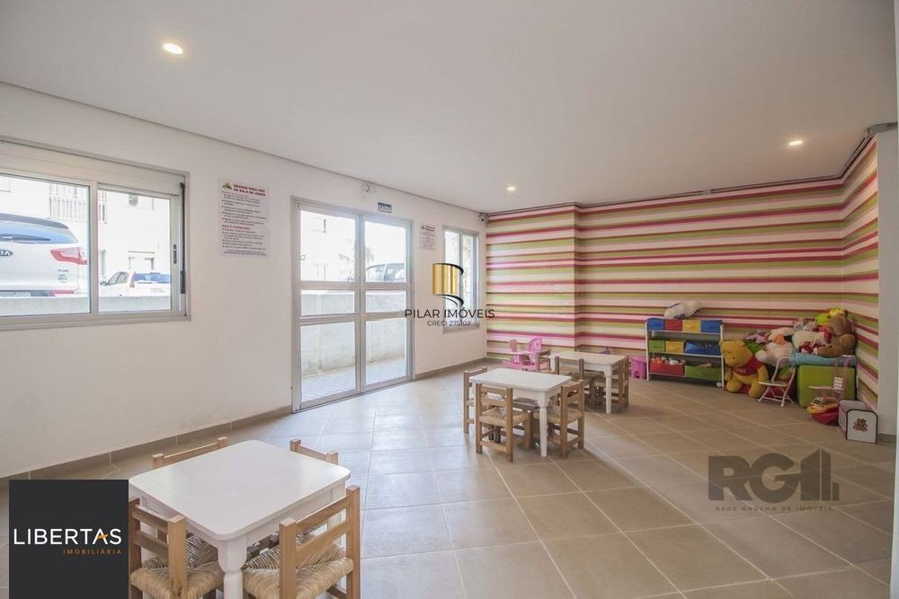 Apartamento de 2 dormitórios, vaga e infra no Jardim Itú