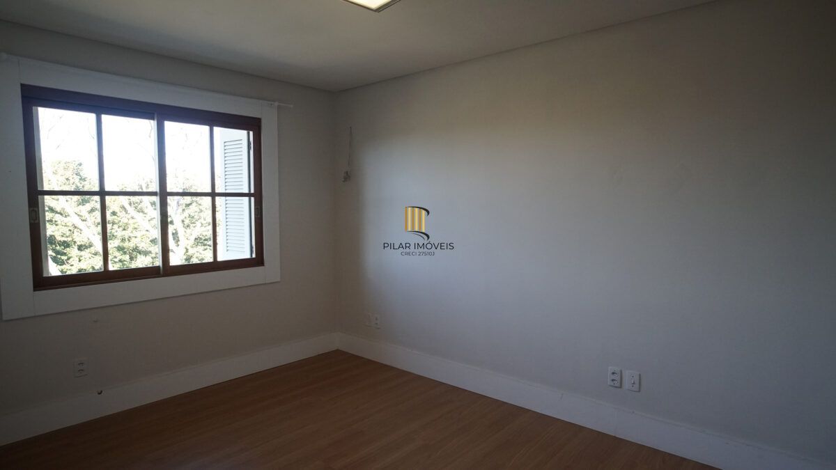 Cobertura no bairro Lago Negro em Gramado de 3 dormitórios e vaga