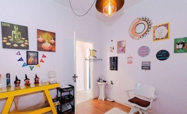 Casa no bairro Tristeza de 4 dormitórios e 4 vagas