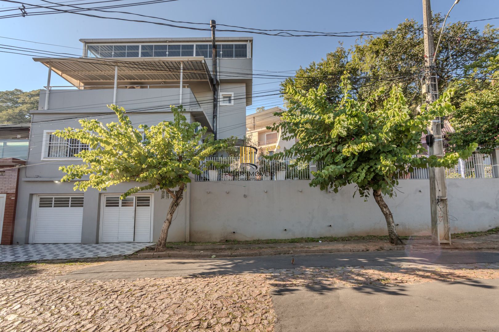 Casa sobrado no Morro Santana de 2 dormitórios e 2 vagas