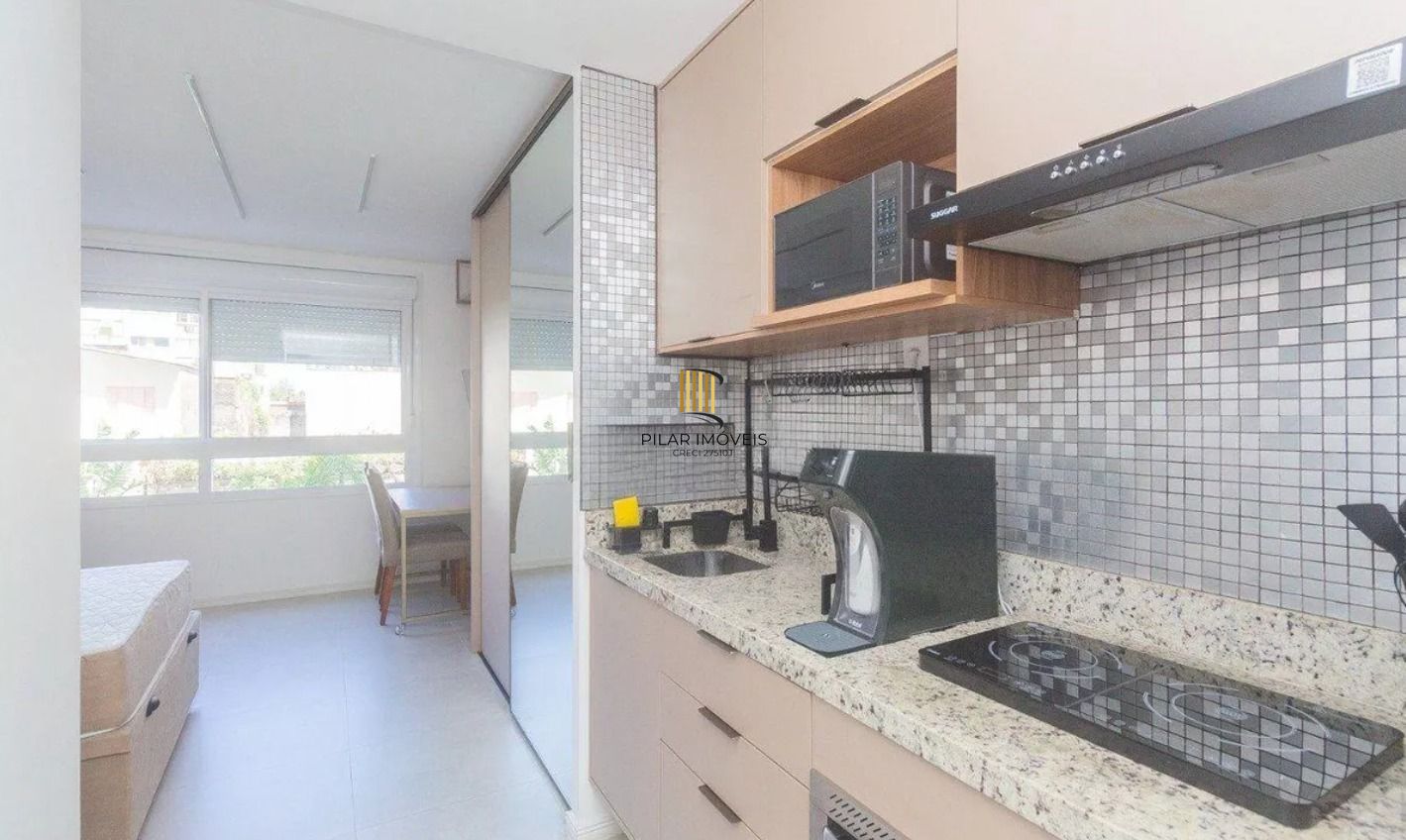 Apartamento no Partenon de 1 dormitório e vaga DESOCUPADO