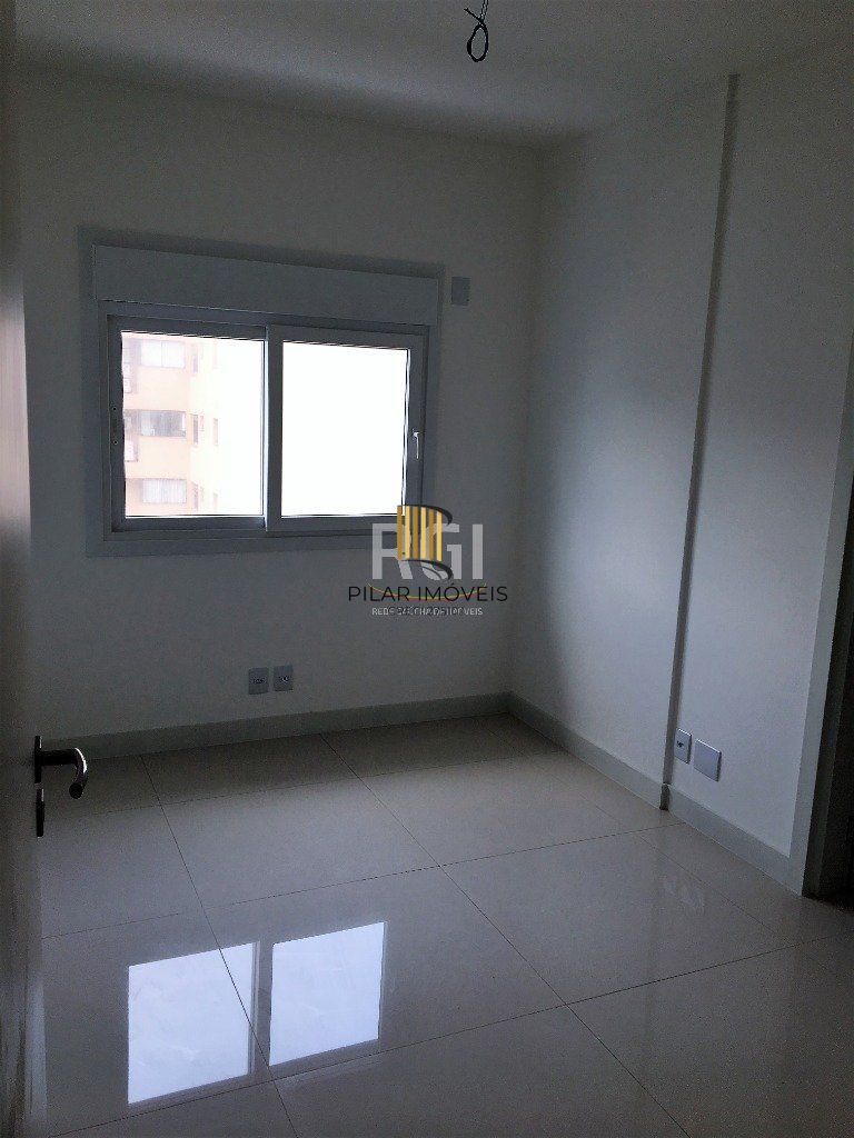 Apartamento para Venda - 123.48m², 3 dormitórios, sendo 2 suites, 2 vagas - Centro