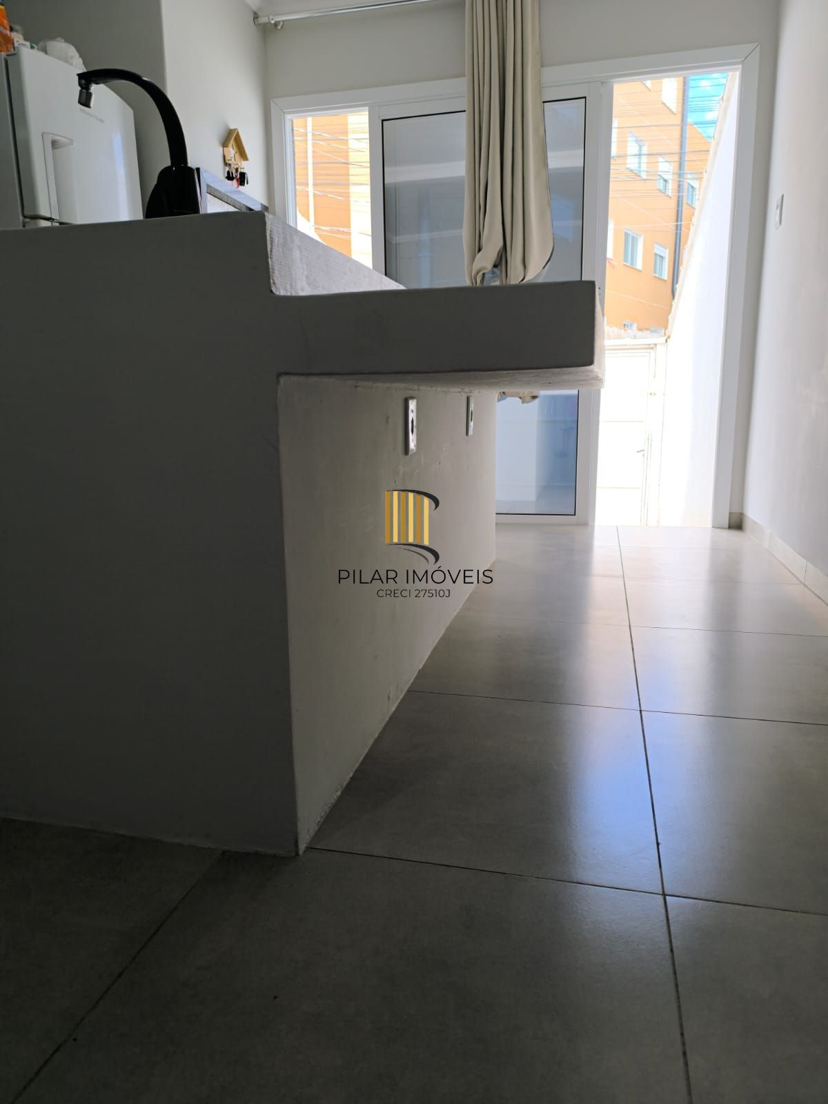 Casa 2 dormitórios no bairro Jardim Algarve