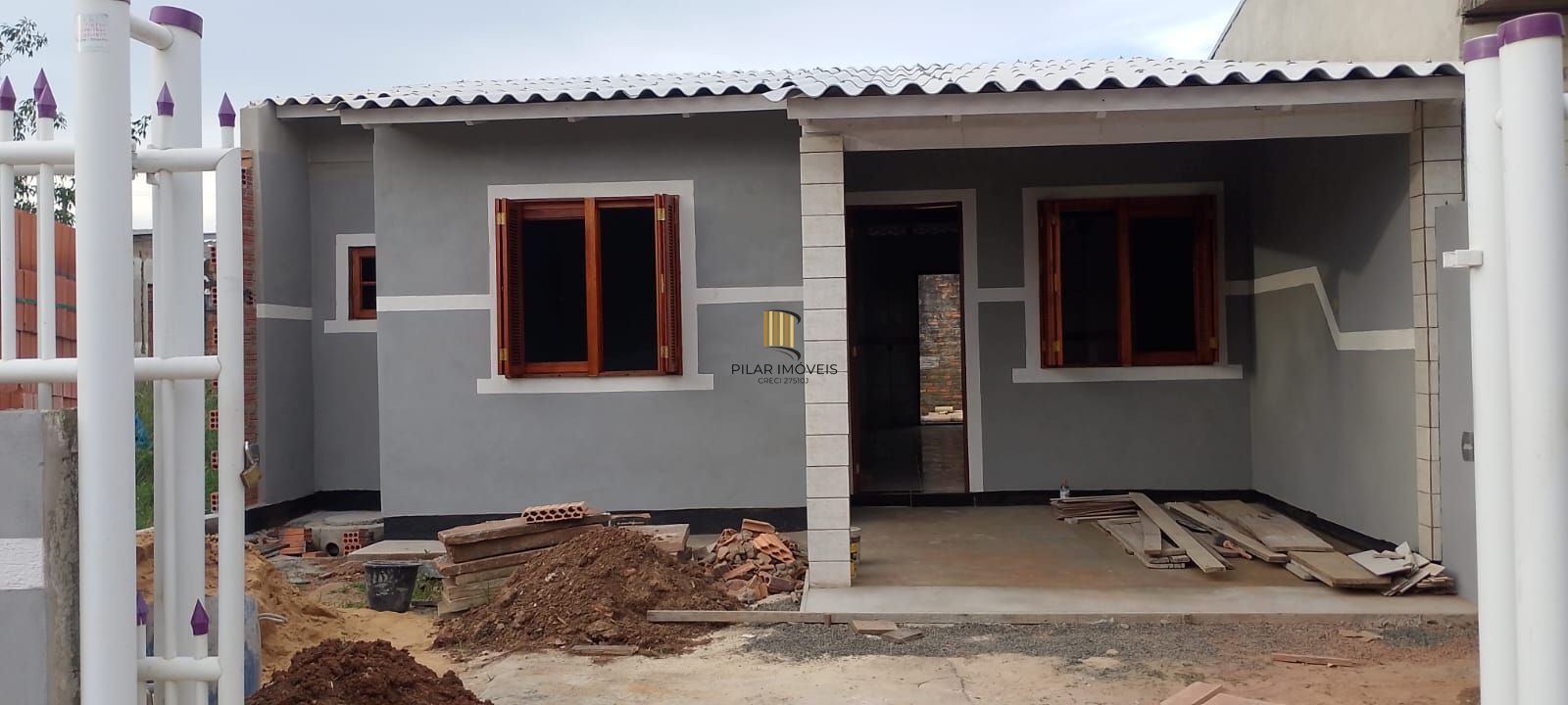 Casa em Canoas - Mato Grande de 3 dormitórios e 2 vagas