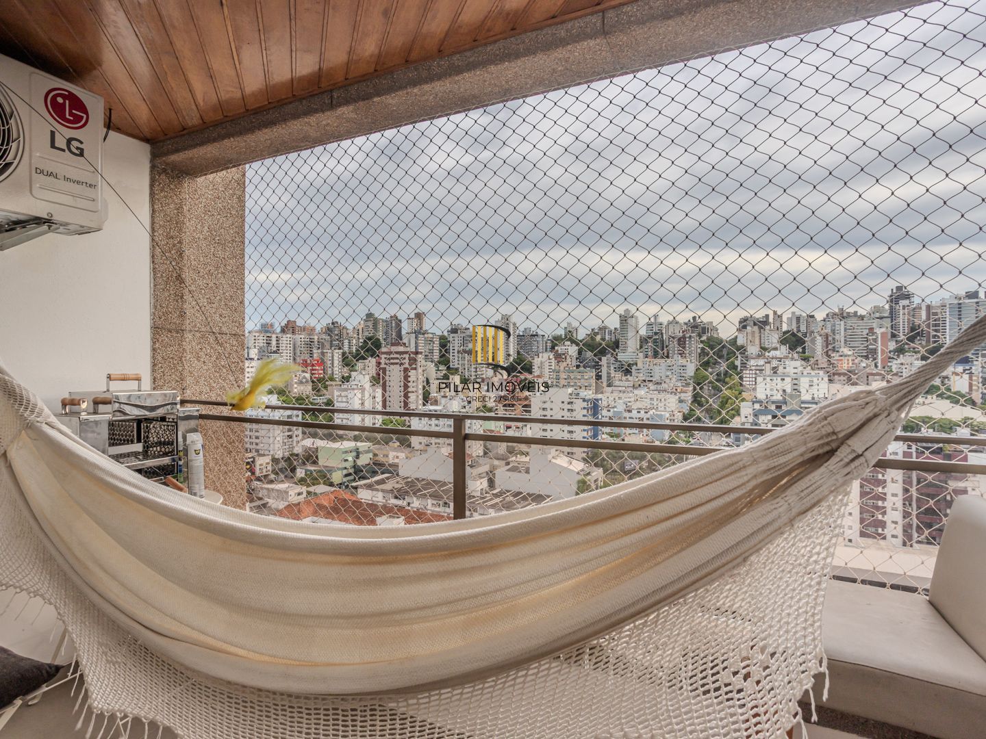 Apartamento 2 dormitórios no bairro Petrópolis