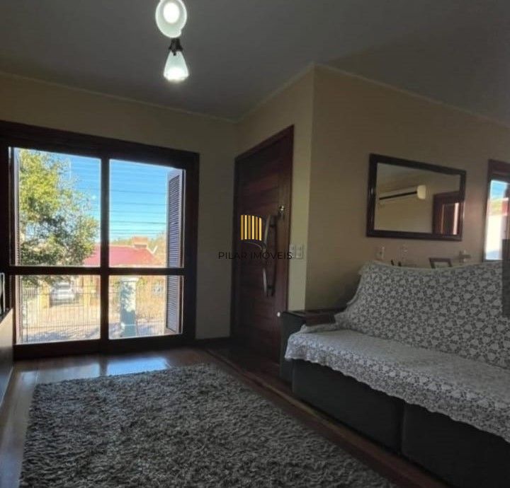 Casa 3 dormitórios no bairro Jardins