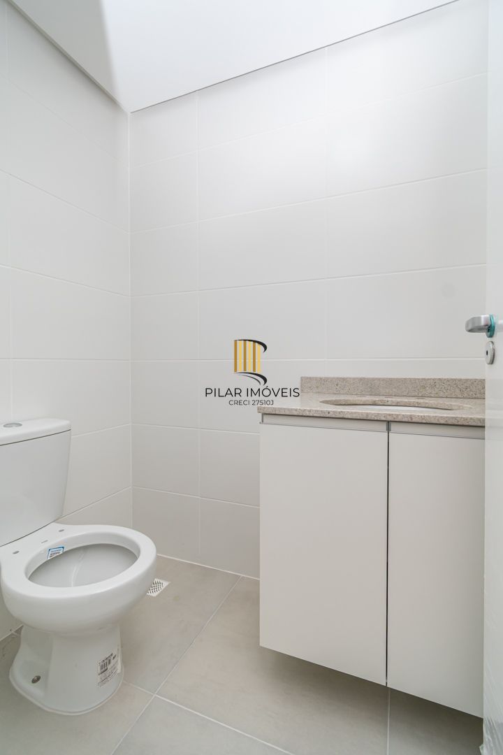 Apartamento de 2 dormitórios, vaga e infra no Passo D'areia