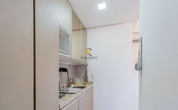 Cobertura duplex na Medianeira de 2 dormitórios e 2 vagas