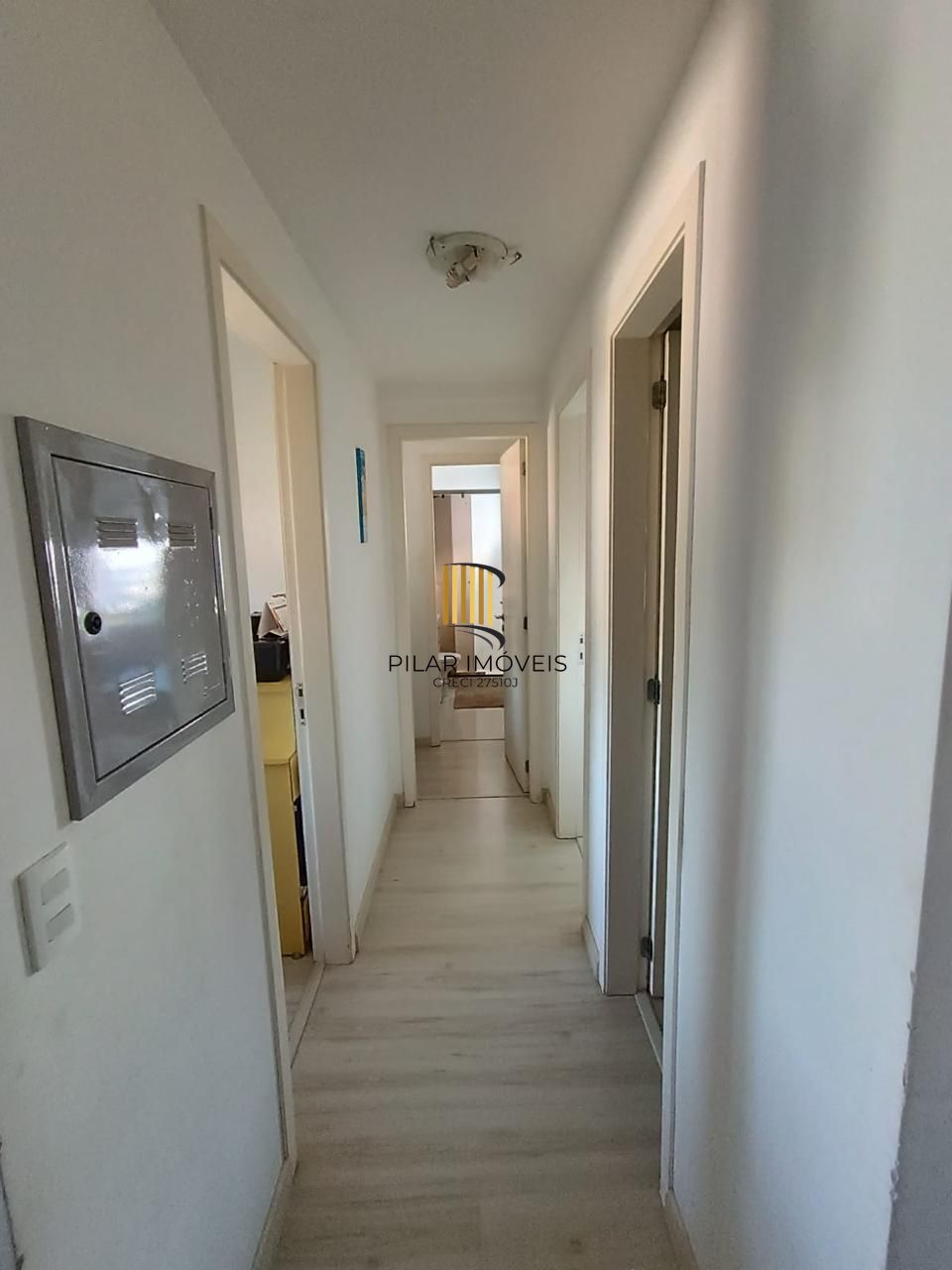 Apartamento na Cavalhada de 3 dormitórios vaga e infra