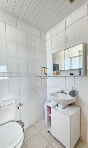 Apartamento na Cidade Baixa de 2 dormitórios e vaga